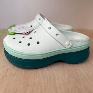 NWT Crocs Classic Stacked Clogs - W8/M6